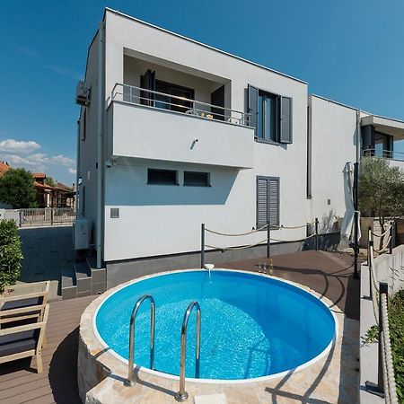 Malo Ferienvilla Privlaka, Pool, Boje, Wi-Fi, Wallbox Privlaka  Extérieur photo