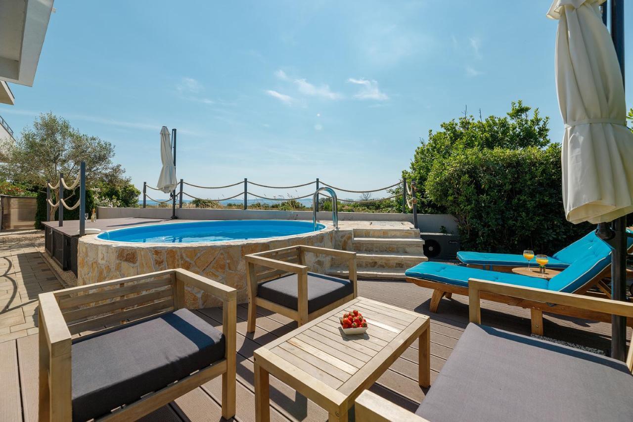 Malo Ferienvilla Privlaka, Pool, Boje, Wi-Fi, Wallbox Privlaka  Extérieur photo